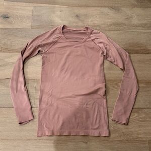 Lululemon Swiftly Tech